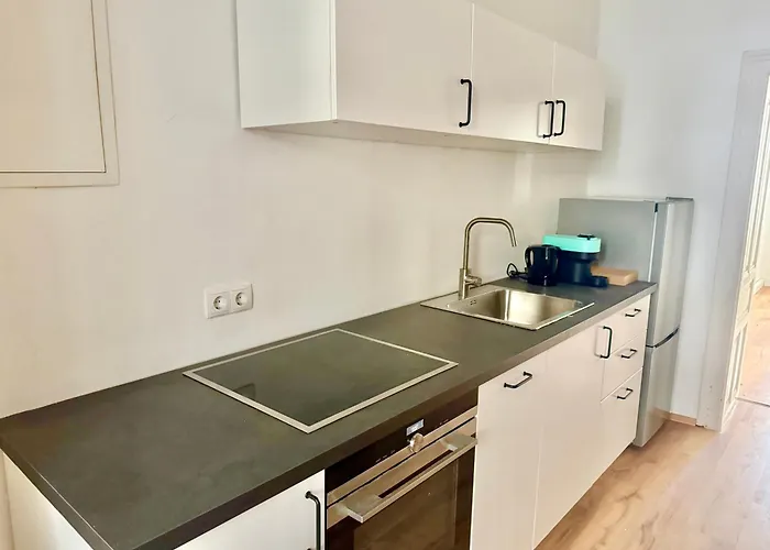 100 M2 With 4 Appartamento